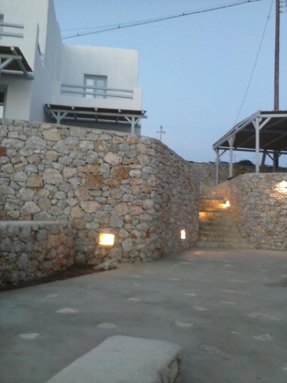 الشقق الفندقية دونوسافي  Makares المظهر الخارجي الصورة